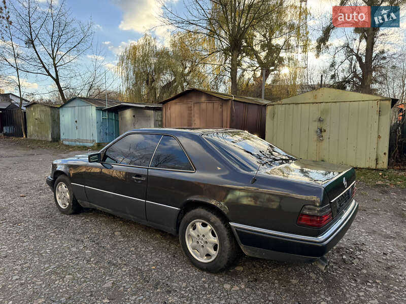 Купе Mercedes-Benz E-Class 1995 в Львові