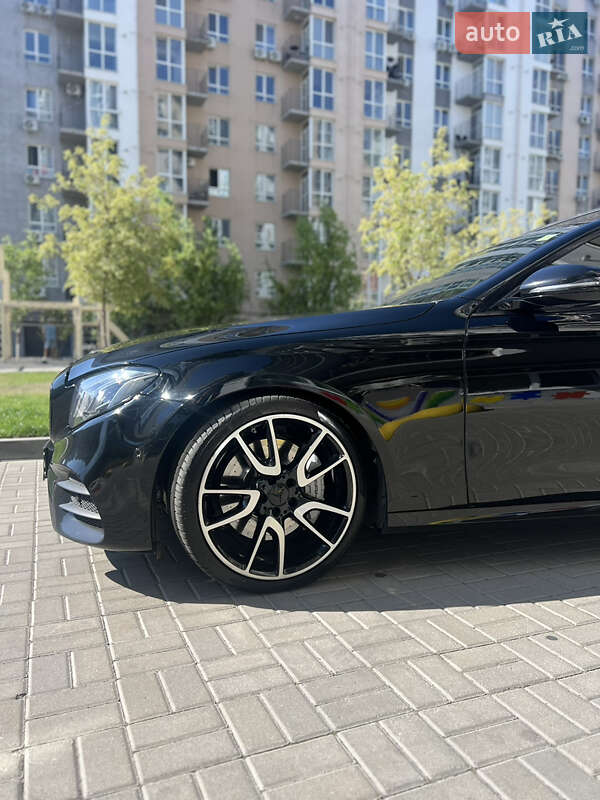 Седан Mercedes-Benz E-Class 2018 в Дніпрі