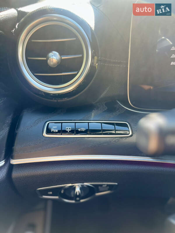 Седан Mercedes-Benz E-Class 2018 в Дніпрі