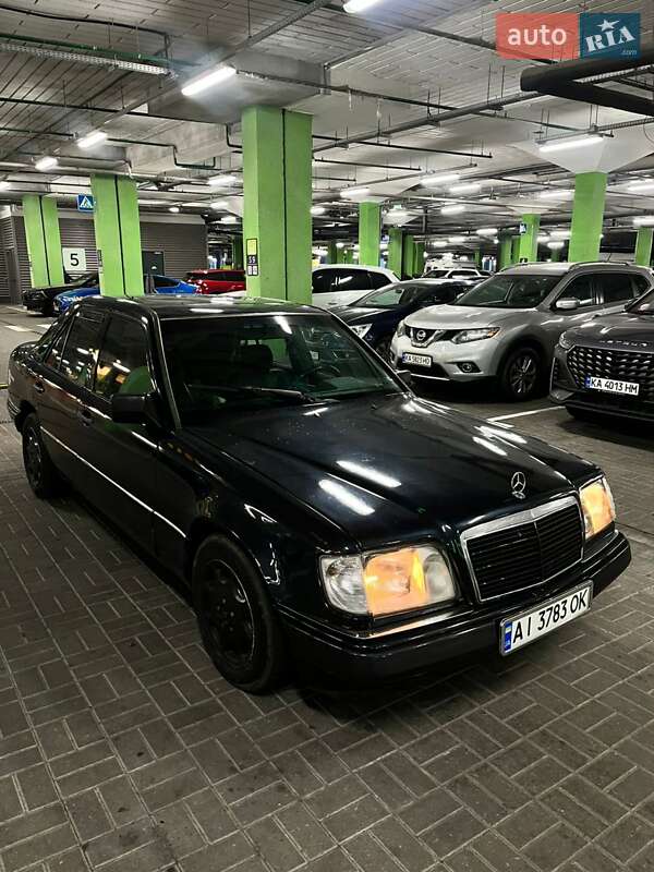 Mercedes-Benz E-Class 1994