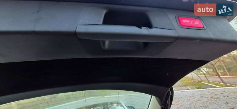 Универсал Mercedes-Benz E-Class 2018 в Дрогобыче