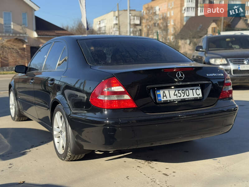 Седан Mercedes-Benz E-Class 2005 в Бердичеві