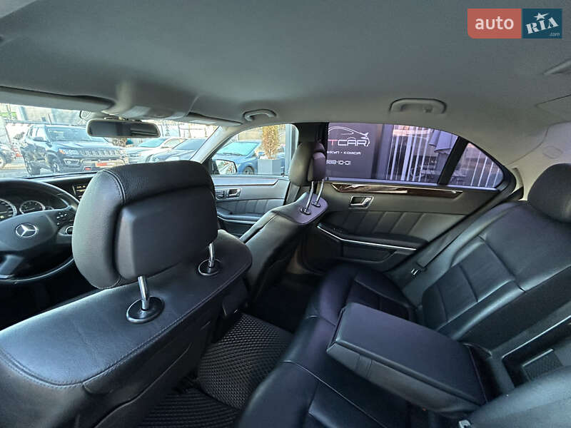 Седан Mercedes-Benz E-Class 2011 в Виннице фото 30 Седан Mercedes-Benz E-Class 2011 в Виннице