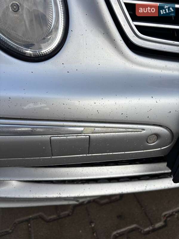 Седан Mercedes-Benz E-Class 2004 в Киеве