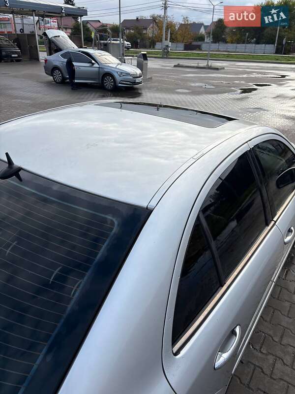 Седан Mercedes-Benz E-Class 2004 в Киеве