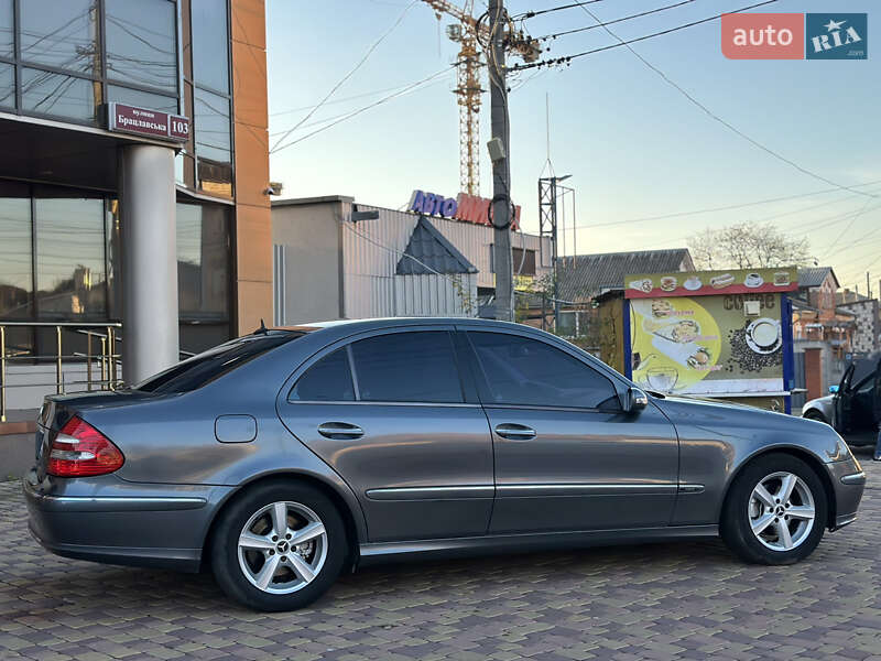 Седан Mercedes-Benz E-Class 2005 в Виннице