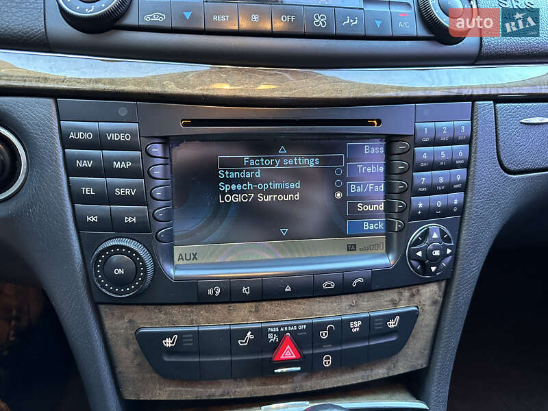 Седан Mercedes-Benz E-Class 2005 в Виннице