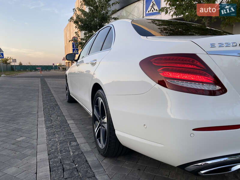 Седан Mercedes-Benz E-Class 2019 в Киеве фото 17 Седан Mercedes-Benz E-Class 2019 в Киеве