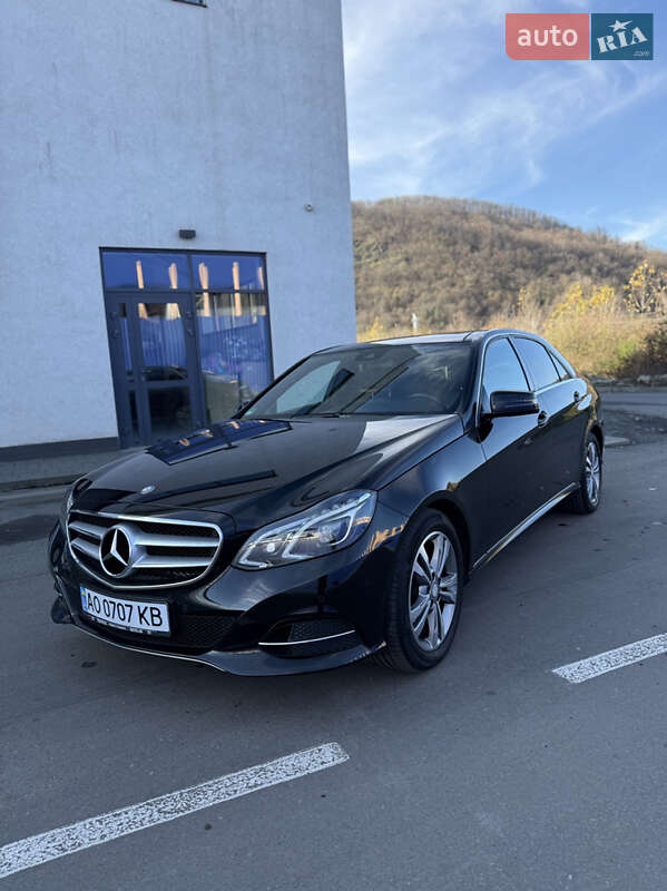 Седан Mercedes-Benz E-Class 2013 в Мукачево