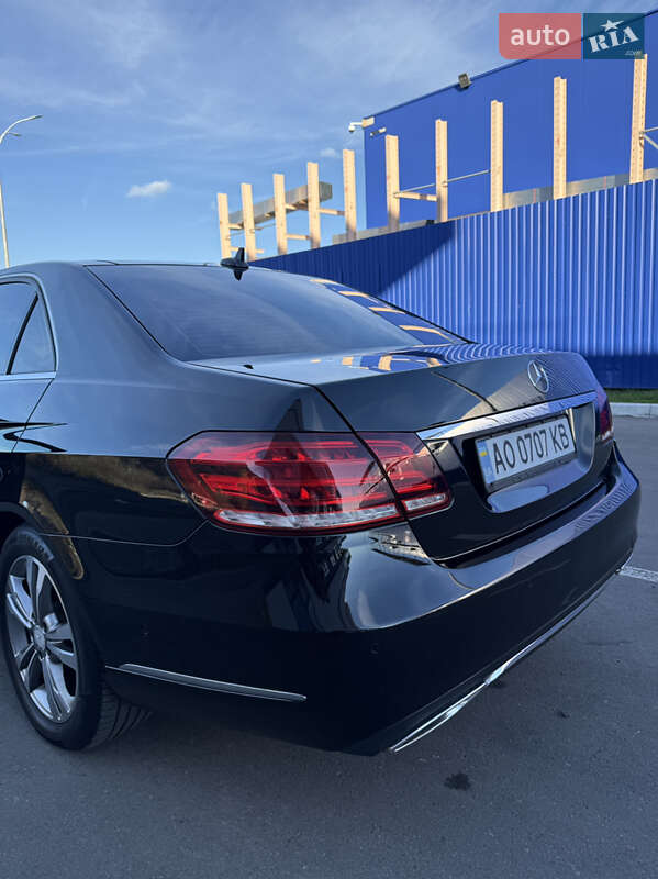 Седан Mercedes-Benz E-Class 2013 в Мукачево