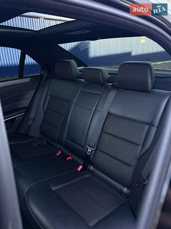 Седан Mercedes-Benz E-Class 2013 в Мукачево