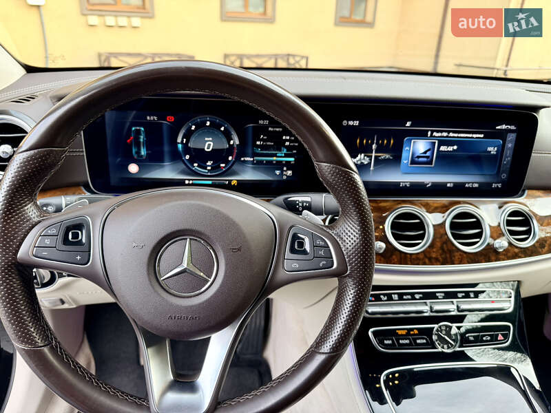 Седан Mercedes-Benz E-Class 2017 в Луцке