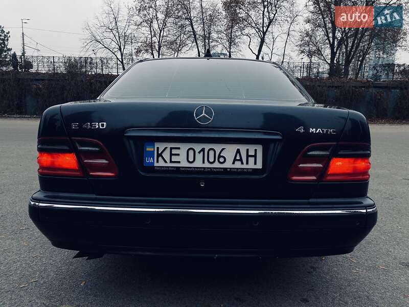 Седан Mercedes-Benz E-Class 2001 в Дніпрі