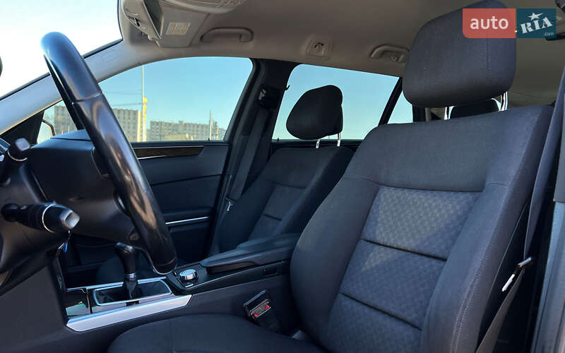 Універсал Mercedes-Benz E-Class 2013 в Львові