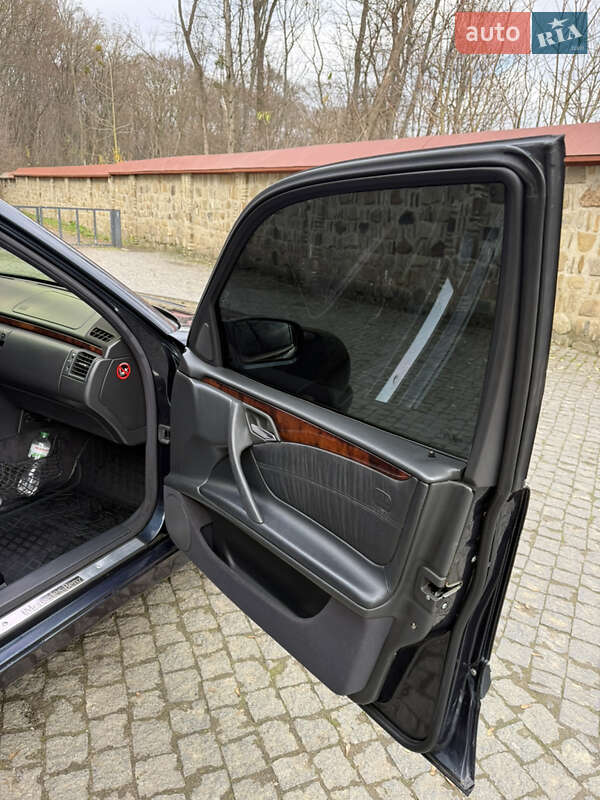 Седан Mercedes-Benz E-Class 2001 в Черновцах фото 14 Седан Mercedes-Benz E-Class 2001 в Черновцах
