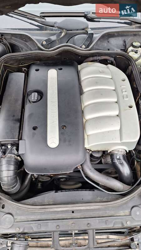 Седан Mercedes-Benz E-Class 2004 в Ивано-Франковске
