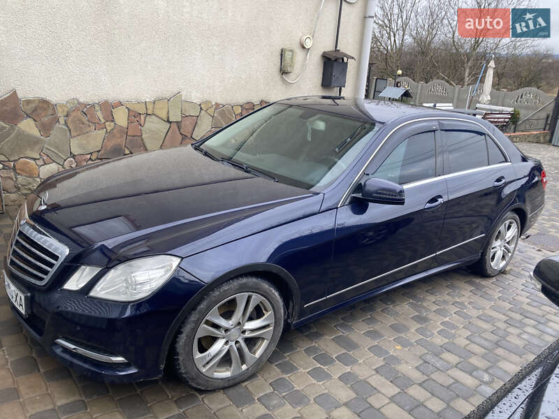 Седан Mercedes-Benz E-Class 2012 в Золочеві фото 2 Седан Mercedes-Benz E-Class 2012 в Золочеві