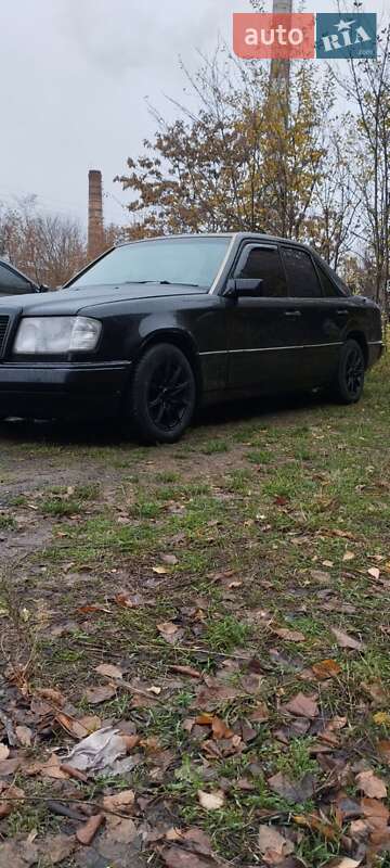 Седан Mercedes-Benz E-Class 1989 в Краматорске фото 2 Седан Mercedes-Benz E-Class 1989 в Краматорске