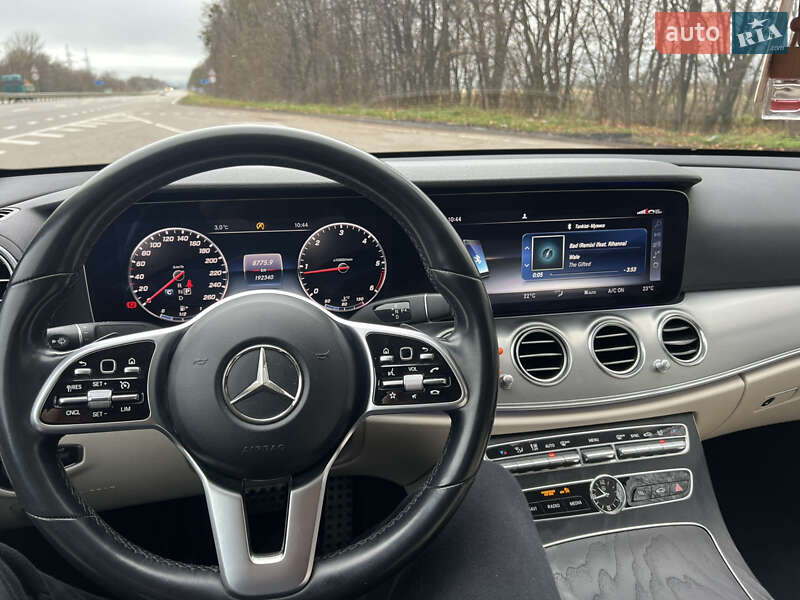 Седан Mercedes-Benz E-Class 2019 в Бродах