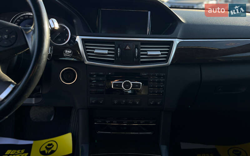 Седан Mercedes-Benz E-Class 2013 в Мукачево