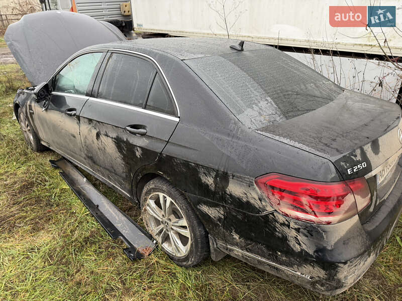 Седан Mercedes-Benz E-Class 2015 в Виннице