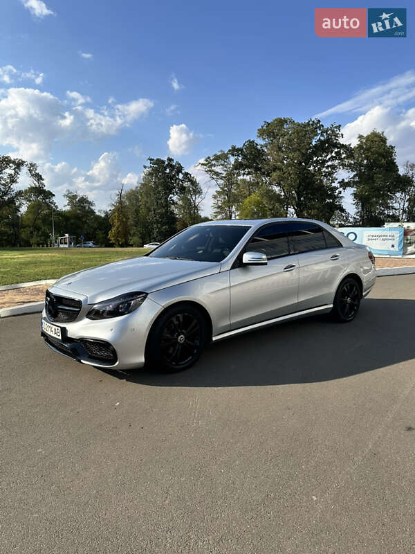 Седан Mercedes-Benz E-Class 2015 в Одессе