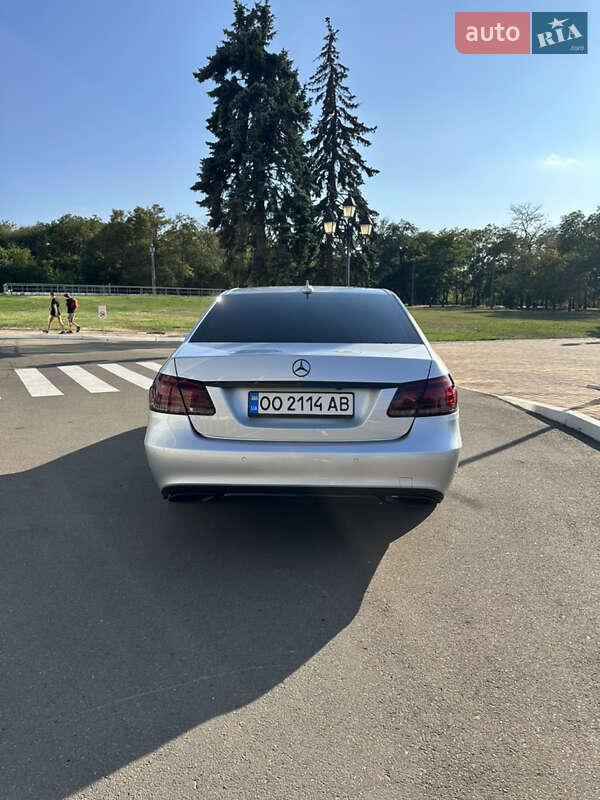 Седан Mercedes-Benz E-Class 2015 в Одессе