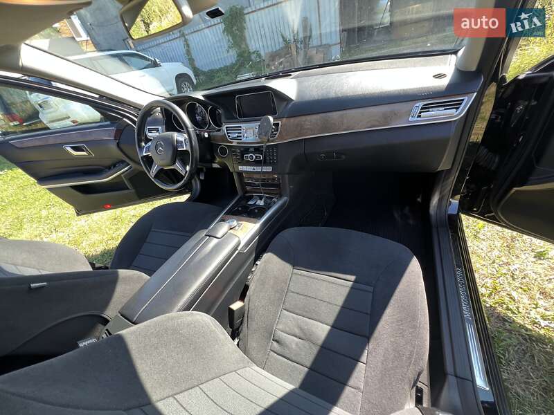 Седан Mercedes-Benz E-Class 2013 в Києві