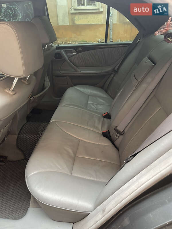 Седан Mercedes-Benz E-Class 2000 в Одессе фото 9 Седан Mercedes-Benz E-Class 2000 в Одессе