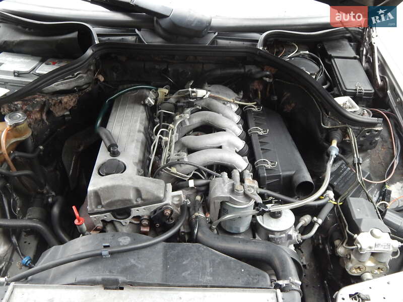 Седан Mercedes-Benz E-Class 1992 в Дрогобыче