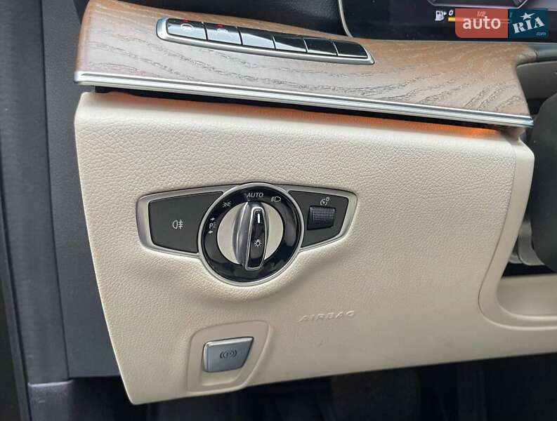 Седан Mercedes-Benz E-Class 2017 в Києві фото 15 Седан Mercedes-Benz E-Class 2017 в Києві