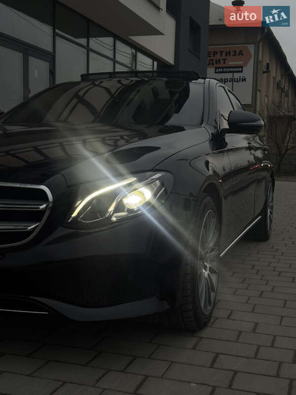 Седан Mercedes-Benz E-Class 2016 в Ивано-Франковске
