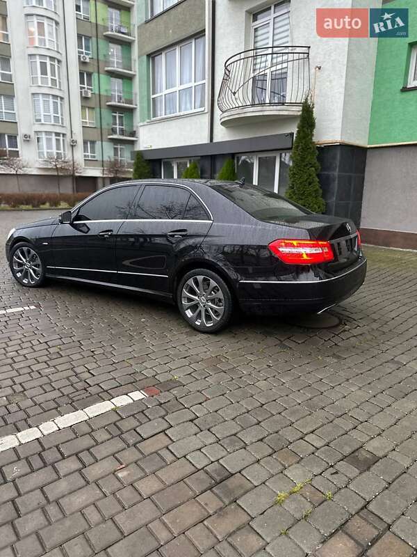 Седан Mercedes-Benz E-Class 2013 в Богородчанах