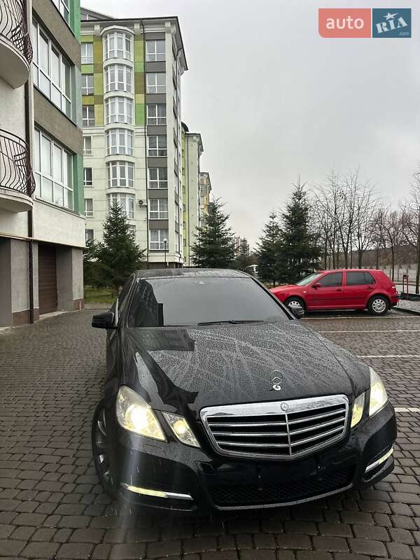 Седан Mercedes-Benz E-Class 2013 в Богородчанах