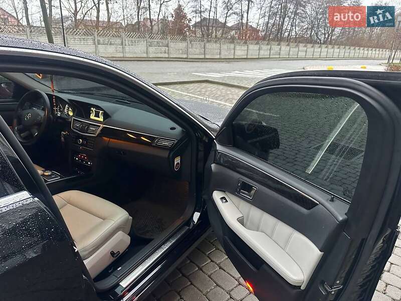 Седан Mercedes-Benz E-Class 2013 в Богородчанах