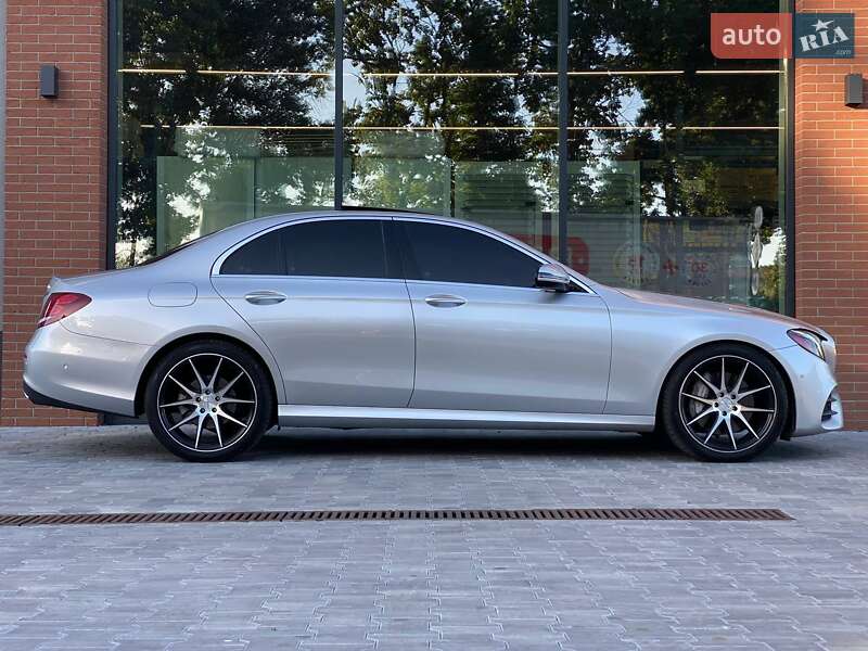 Седан Mercedes-Benz E-Class 2018 в Киеве фото 10 Седан Mercedes-Benz E-Class 2018 в Киеве