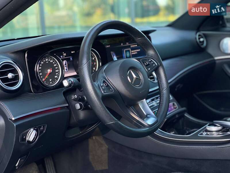 Седан Mercedes-Benz E-Class 2018 в Киеве фото 30 Седан Mercedes-Benz E-Class 2018 в Киеве