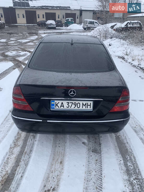 Седан Mercedes-Benz E-Class 2003 в Львові