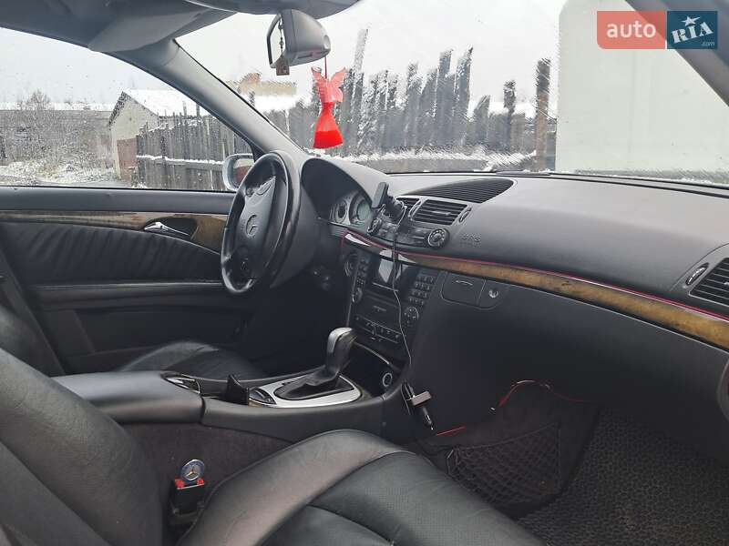 Седан Mercedes-Benz E-Class 2003 в Ковеле