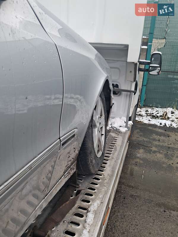 Седан Mercedes-Benz E-Class 2003 в Ковеле