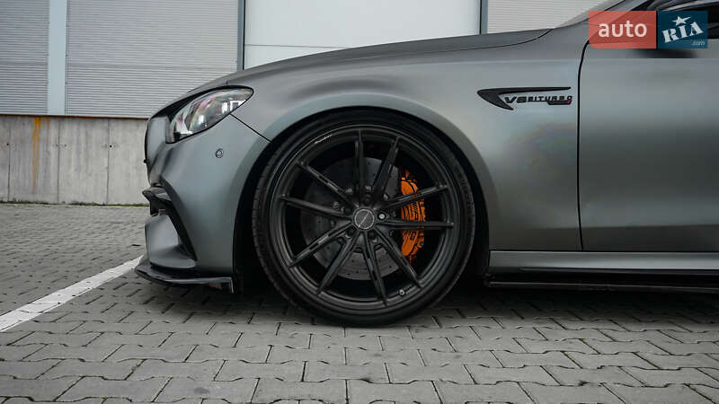 Седан Mercedes-Benz E-Class 2019 в Львове