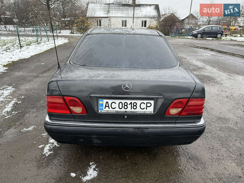 Седан Mercedes-Benz E-Class 1996 в Луцке фото 5 Седан Mercedes-Benz E-Class 1996 в Луцке