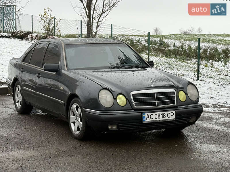 Седан Mercedes-Benz E-Class 1996 в Луцке фото 9 Седан Mercedes-Benz E-Class 1996 в Луцке