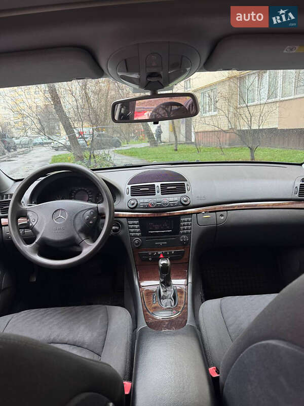 Универсал Mercedes-Benz E-Class 2003 в Киеве фото 17 Универсал Mercedes-Benz E-Class 2003 в Киеве