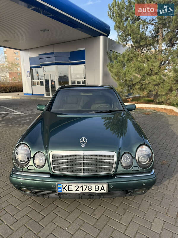 Седан Mercedes-Benz E-Class 1998 в Запорожье