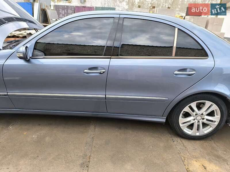 Седан Mercedes-Benz E-Class 2002 в Високопіллі фото 20 Седан Mercedes-Benz E-Class 2002 в Високопіллі