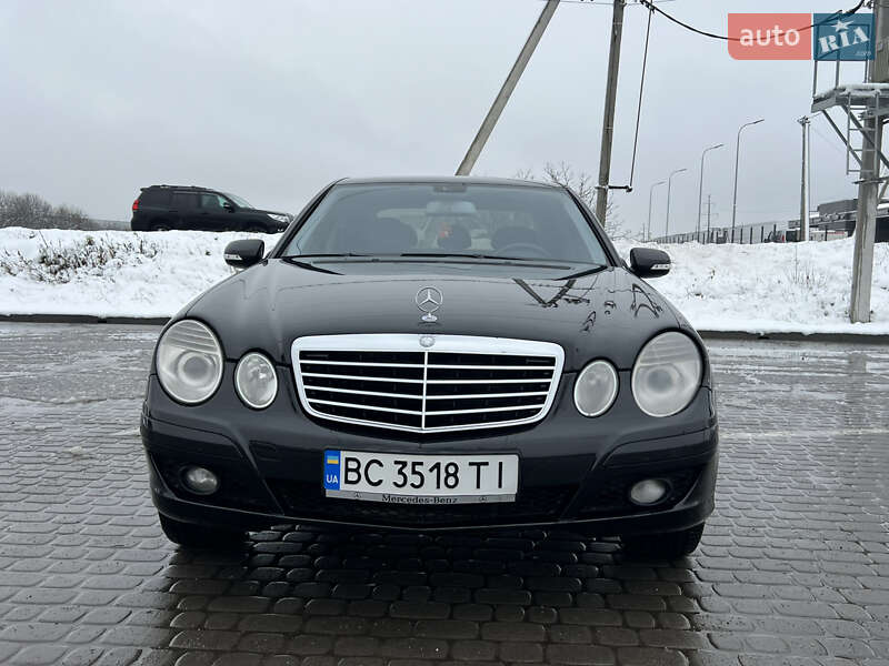 Седан Mercedes-Benz E-Class 2007 в Львове