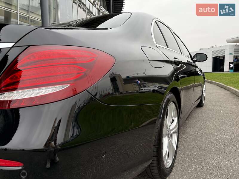 Седан Mercedes-Benz E-Class 2018 в Киеве