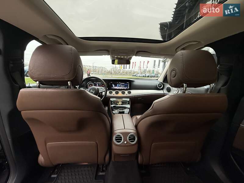 Седан Mercedes-Benz E-Class 2018 в Киеве