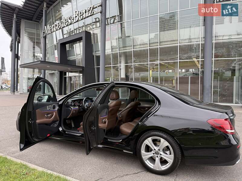 Седан Mercedes-Benz E-Class 2018 в Киеве